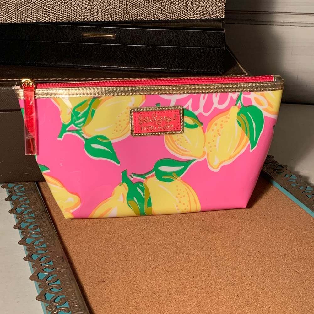 Lilly Pulitzer for Estee Lauder makeup bag